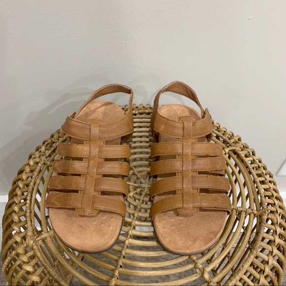 Vionic Harissa Strappy Leather Sandals - Picture 3 of 6
